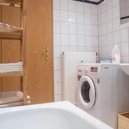 Gemutliche 45m² Mit Netflix & Disney+ Apartment *