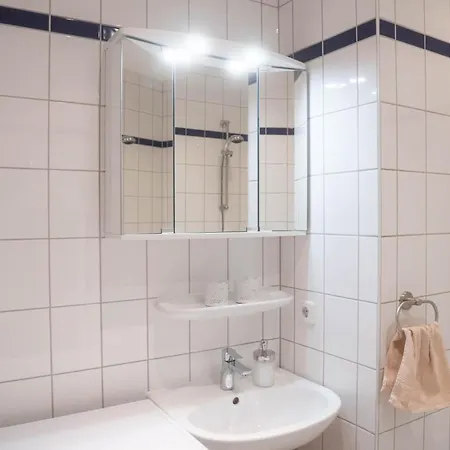 Gemutliche 45m² Mit Netflix & Disney+ *